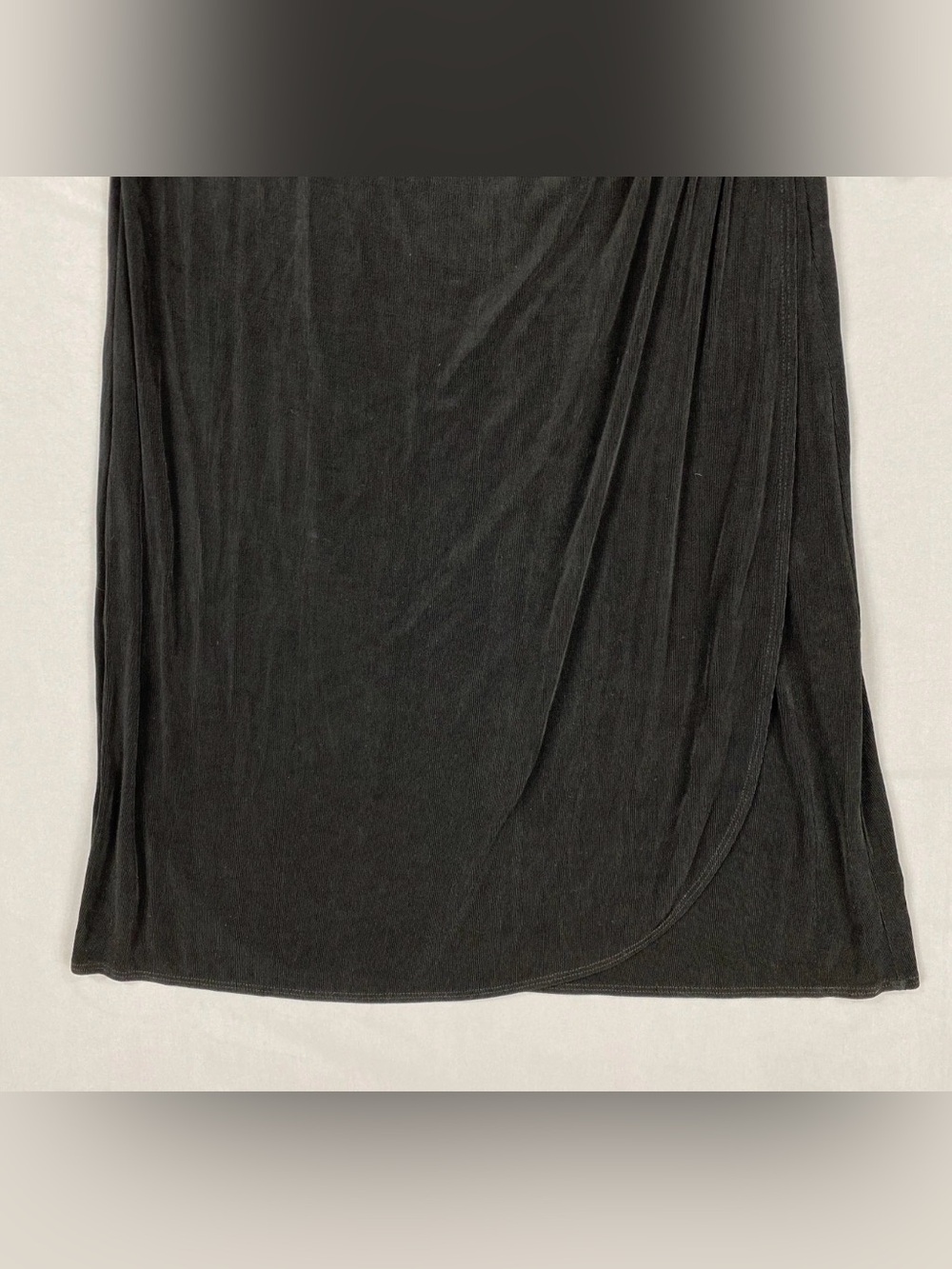 Chico’s Travelers Rosemary Faux Wrap Dress Black Slinky Knit Size 3 XL NWOT - Picture 4 of 8